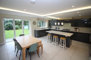 Photo 28- click for photo gallery